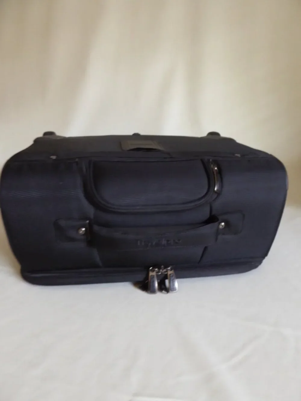 NEW TRAVELPRO MAX LITE 4 ROLLING TOTE TRAVEL CARRY ON BLACK SUITCASE